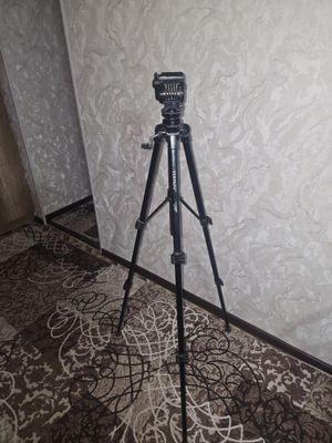 Продаётся штатив