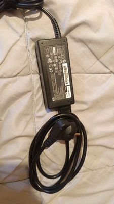 HP noutbuk orginal zaryadkasi