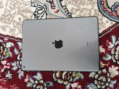 iPad 9 поколение 256gb почти новый