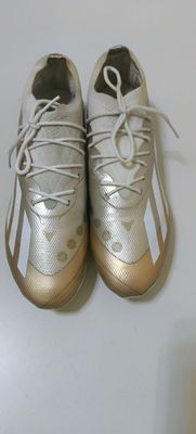 Adidas butsi