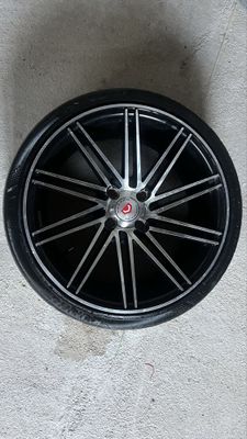 vossen R17, jentra spark tushadi, teshigi peredelka qilingan