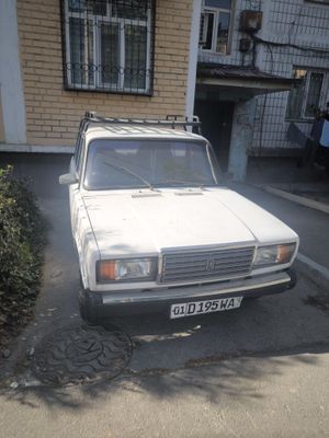 Продам ваз 2105 переделан на 07 официально