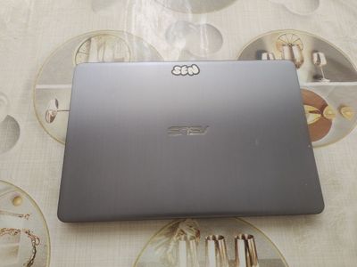 Ноутбук ASUS Vivo book