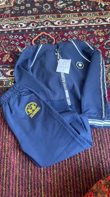 Ogil va qizlar uchun sport kiyimi