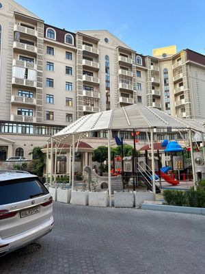 Новомосковская Golden house 302m2