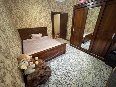 Юнусобод мега планет ёнида ижарага 2 хонали уй