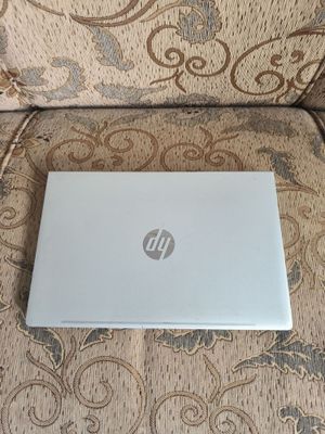 HP Probook 445 g8 i7