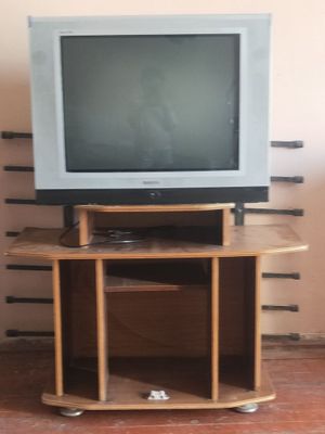 Телевизор 400тыс сум