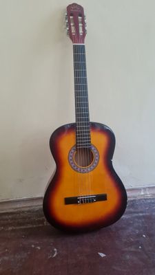 Gitara 39 razmer