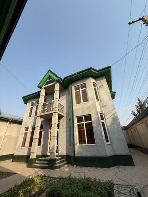Ижарага берилади Ховли