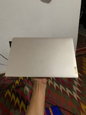 Lenovo ideapad 3