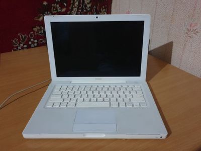 Продается Mac Book