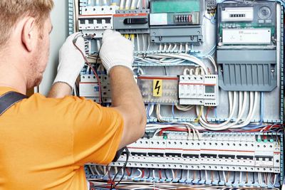 выполняем работы по строительству