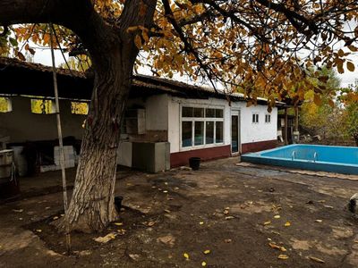 Сотилади участка – 5 сотих Срочно сотилади участка Юнусобод яқинида, б