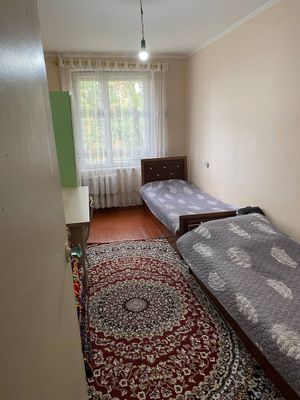 Сдаётся 2х ком квартира массив феруза