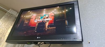 Телевизор продам