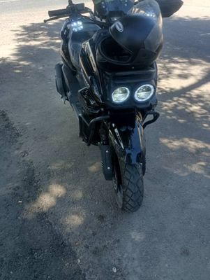 Продам скутар. Срочно