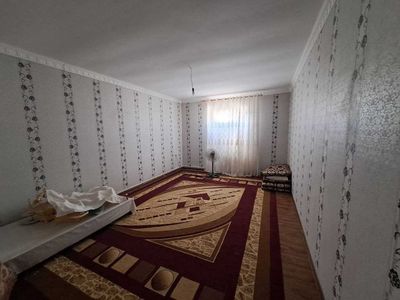 Hovli joy sotiladi