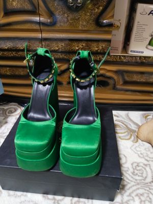 Versace platforma karobka dakumentlin36 razmer 150