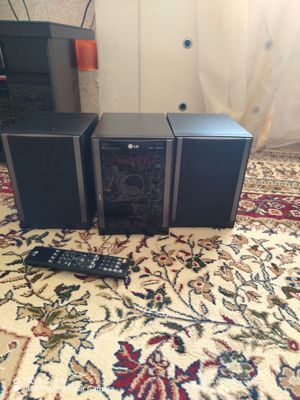 Музыкальный центр LG