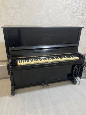 Pianino 1mln sum xolati yaxshi sozlangan 959858583
