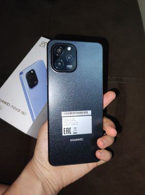 Продам новый huawei Y61