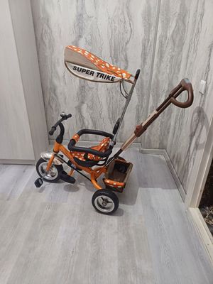 Продаётся фирменный велоколяска