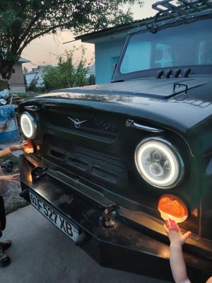 Uaz 469 sotiladi