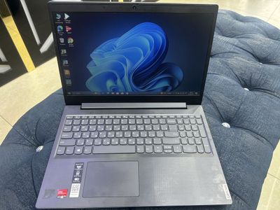 Ноутбук Lenovo AMD Athlon 8/128/500
