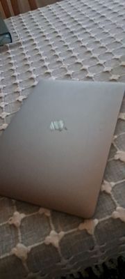 Macbook air m1 256gb
