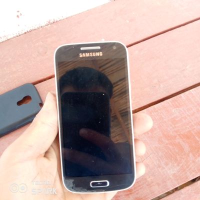 Telefon
