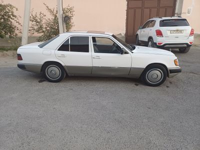 Продаю машину очень срочно