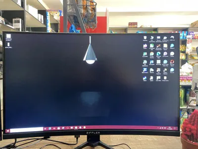 Monitorlar sotiladi.