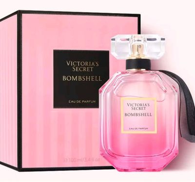 Victoria's secret bombshell EDP Dubaydan kelgan