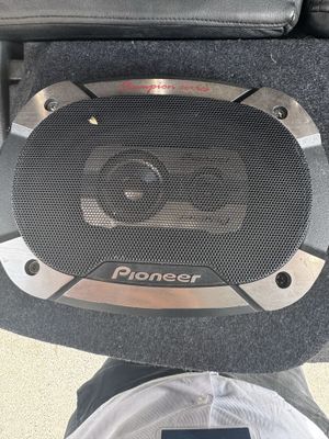 Pioneer champion 550 w