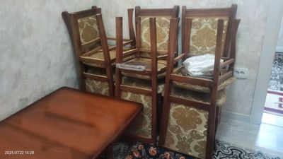 8 kishilik sotl stul sinmagan 6 oy ishlatilgan