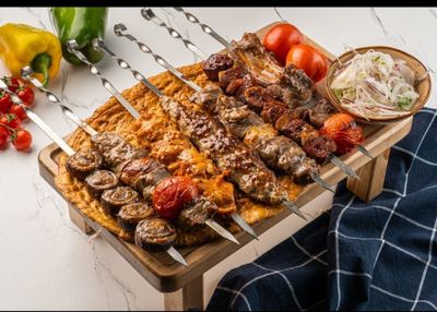 Shashlik 20turdan ortiq asartiment
