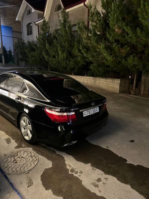 Продается Lexus LS 460 бизнес класс