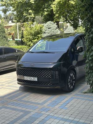 Xyundai Staria 2023 года