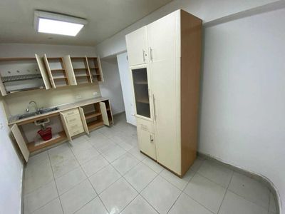 Сдается помещение на лабзаке 6 ком