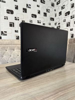 Acer noutbuk ideal holatda srochna