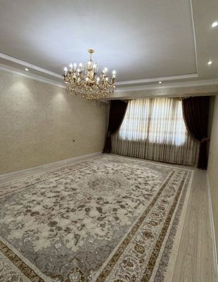Срочно 2 хонали люкс квартира Крытый рынок