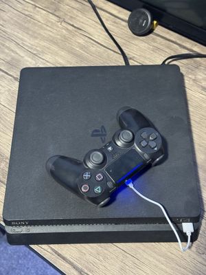 PlayStation 4 1 TB