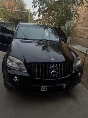 Mercedes benz ML63 AMG