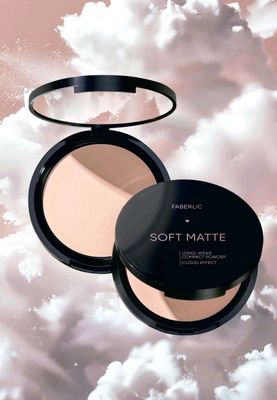 Стойкая компактная пудра Soft Matte,