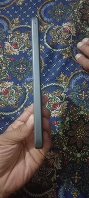 Samsung m35 holati yaxshi