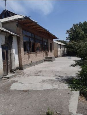 Samarqand Ishtihon tumani zartepa mahallada hovli uy sotladi 25 sotih
