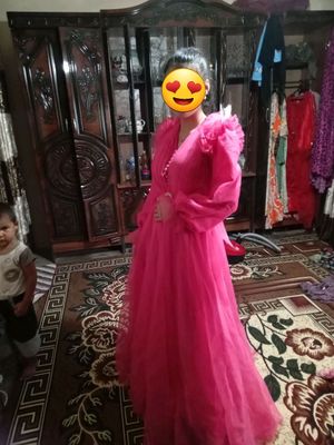 yangi 1marta kiyilgan 300 narx