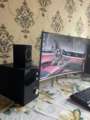 Продаётся ПК комютор в полном комплекте .