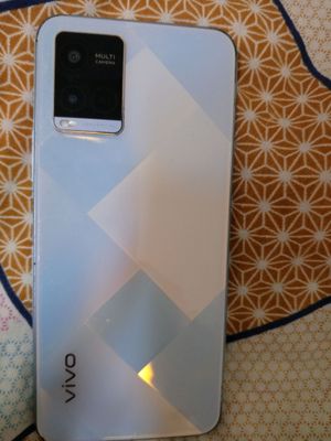 Vivo y21